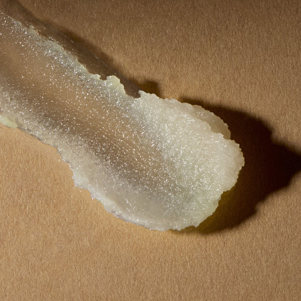 Nourishing lip treatment with Calendula